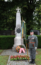 Standarte beim Bataillonsgedenktag 2012 - Foto: Vzlt Möseneder Milkdo NÖ