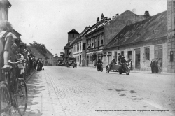 Kopalfeier 1932: Defilierung in Stockerau - Copyright Sammlung Clemens ELLMAUTHALER, MA